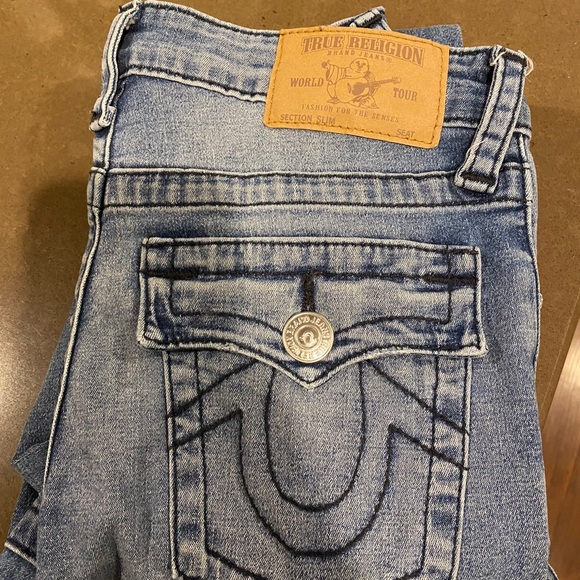 Boys true religion jeans - Picture 2 of 4
